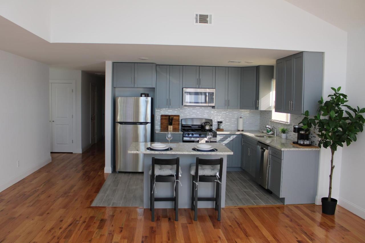 Cozy & Deluxe Apartment - Ez Access To Nyc Нюарк Екстериор снимка
