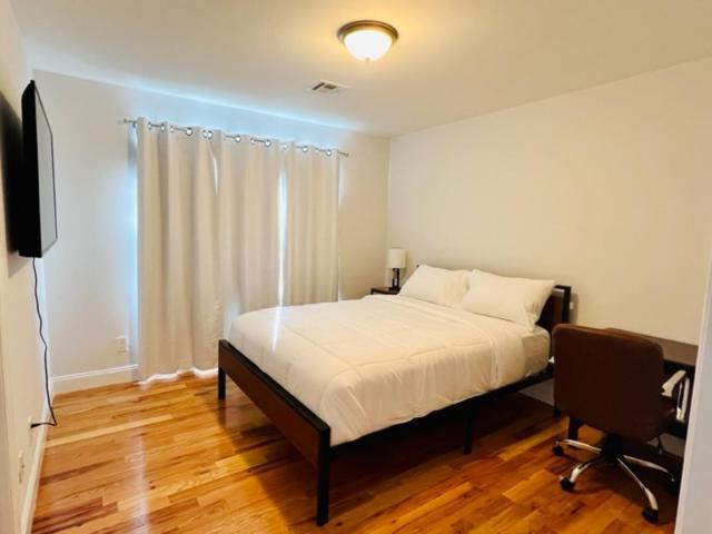Cozy & Deluxe Apartment - Ez Access To Nyc Нюарк Екстериор снимка